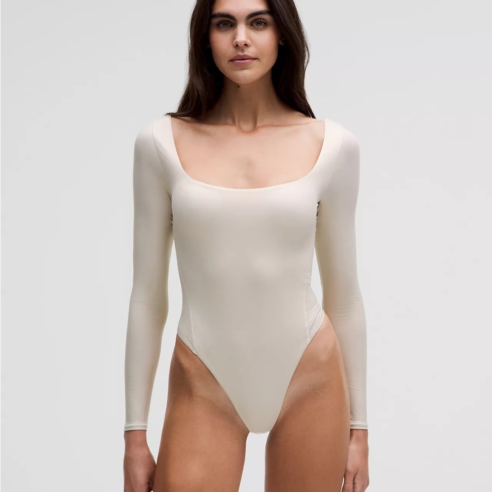 Lululemon Wundermost Square-Neck Long-Sleeve Bone Shine bodysuit Size XS